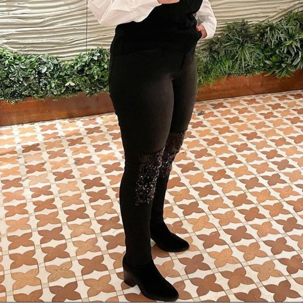 H&M high-rise black jeans - Picture 3 of 10